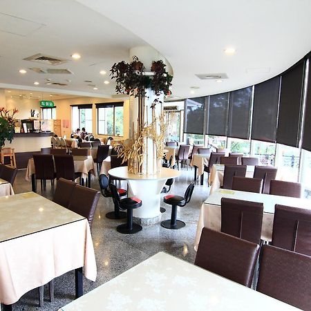 ศูนย์กิจกรรมเยาวชนเจียวบันซานฟู่ซิง Hostel เถาหยวน ภายนอก รูปภาพ